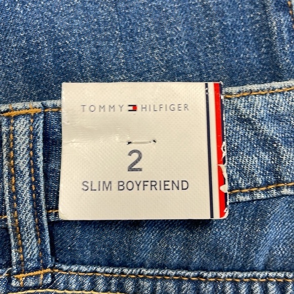 Tommy Hilfiger NWT Distressed Embroidered Pocket Slim Boyfriend Jeans - Picture 4 of 15